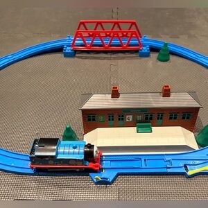 Thomas’ Railway Fun Set with Battery Operated Thomas Train